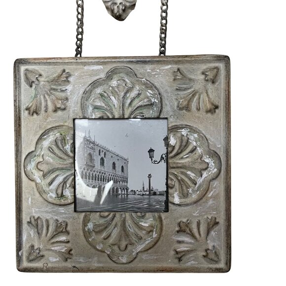 Vintage Venetian Memories Hanging Photo Frame Collage With Chain - Picture 10 of 10